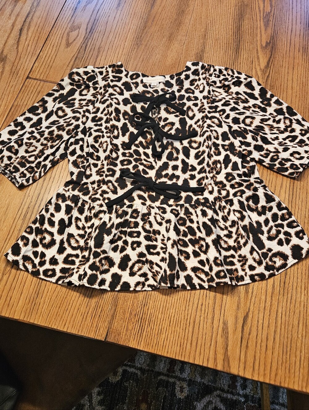 Leopard Print ½ Sleeve Peplum Tee With Ties